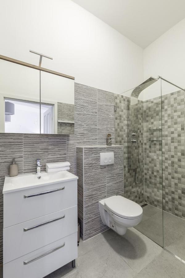 Free Parking I 458 Mbitwifi I Kingsize Bed Apartment Wien Ngoại thất bức ảnh